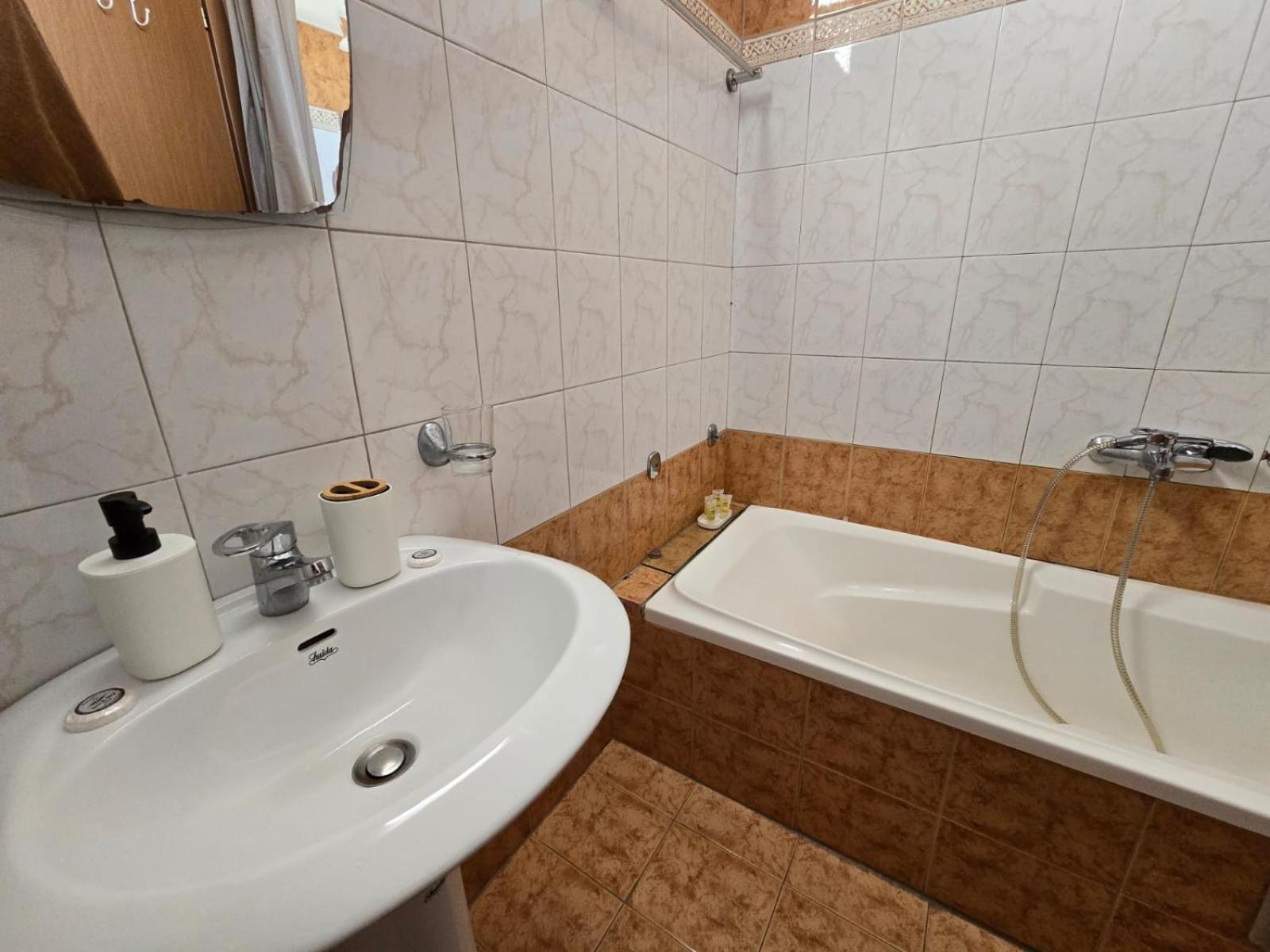Maria Beach Apartement In Korinth! Exterior photo